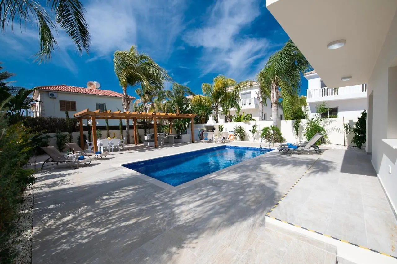 Villa Helena Ayia Napa 0*,  Cipro