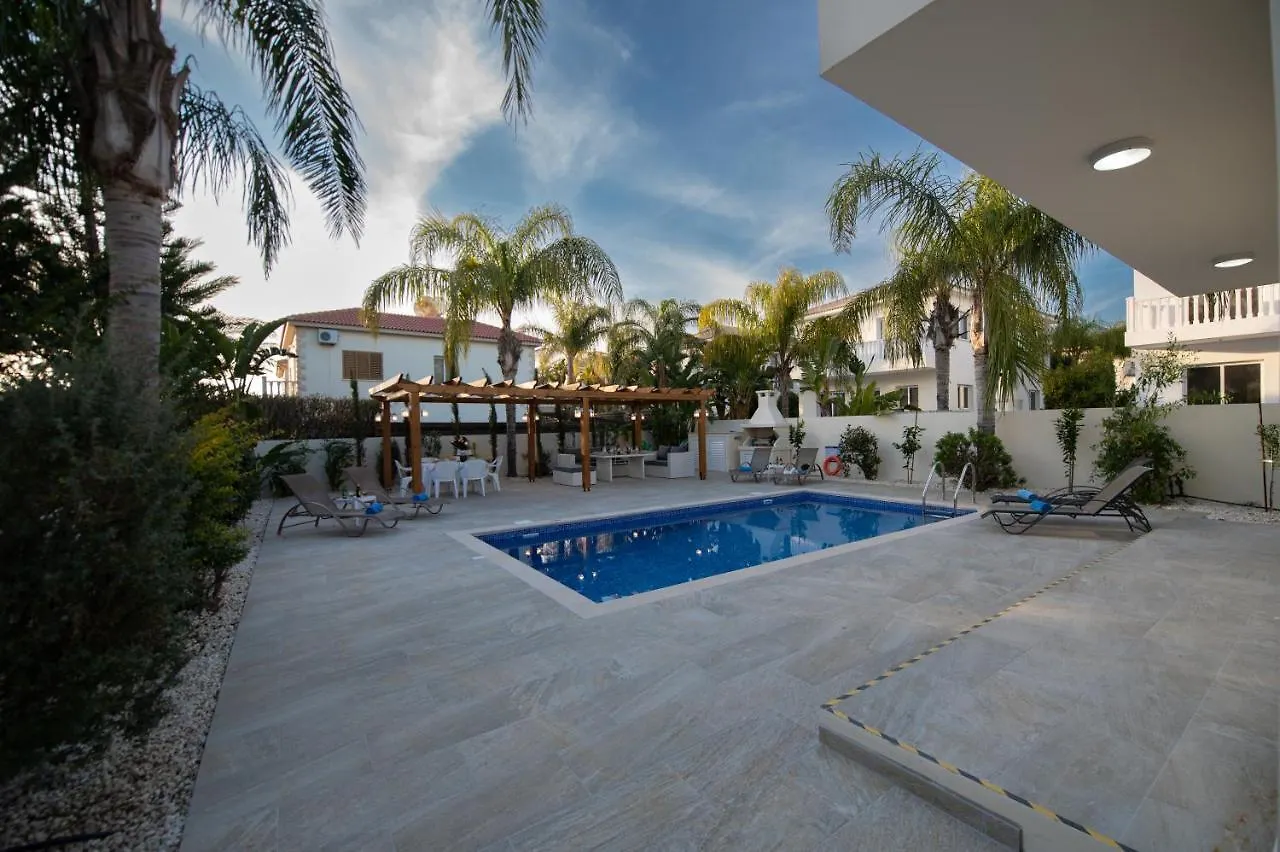 Villa Helena Ayia Napa 0*,